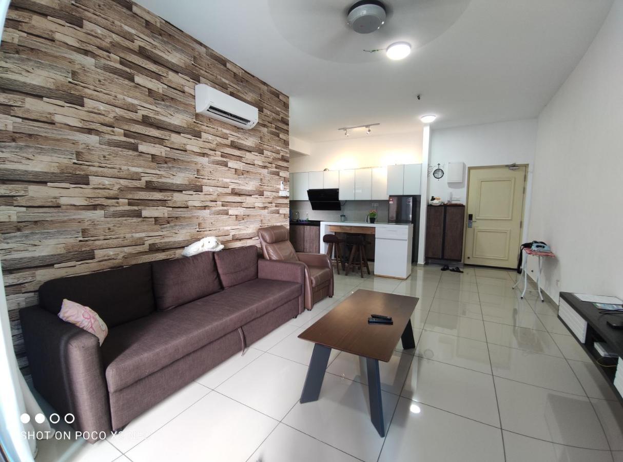 Atlantis Homestay Pool View 1210 Malacca Esterno foto