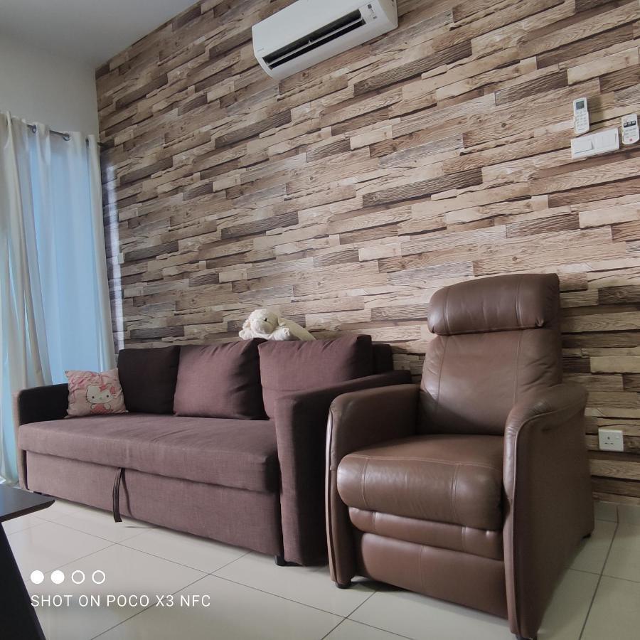 Atlantis Homestay Pool View 1210 Malacca Esterno foto